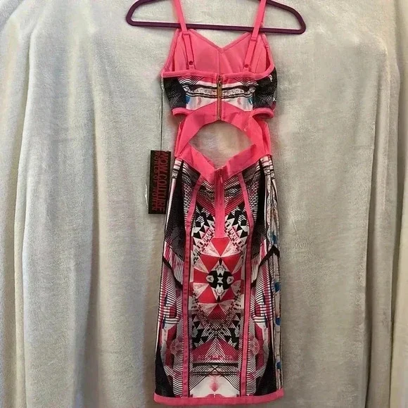 Sexy Dress - Picture 2 of 2